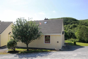 93 Clifden Glen Holiday Home